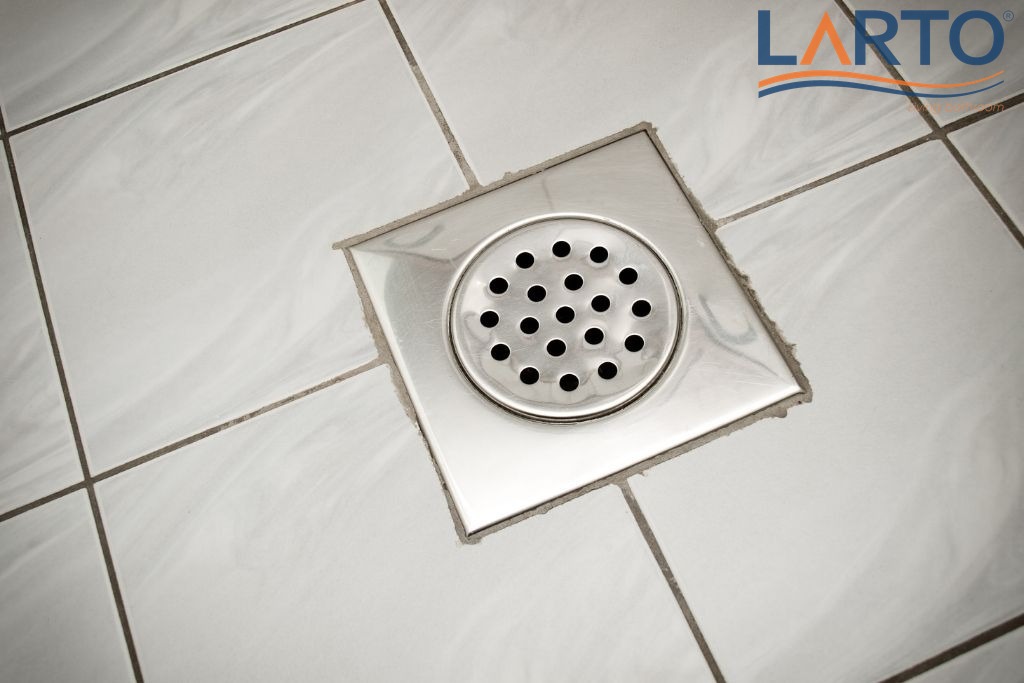 Khôi phục và duy trì "bẫy nước" ngăn mùi cho nhà vệ sinh
