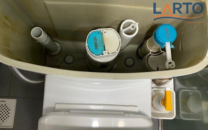 phao trong két nước minh họa phao bồn cầu không ngắt nước